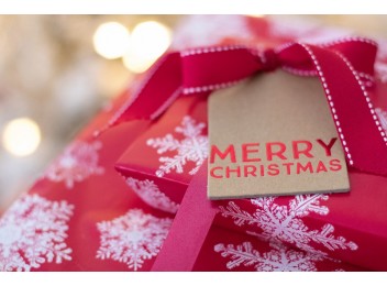 Những món quà Noel cho cha mẹ ý nghĩa và được ưa chuộng Những món quà Noel cho cha mẹ ý nghĩa và được ưa chuộng